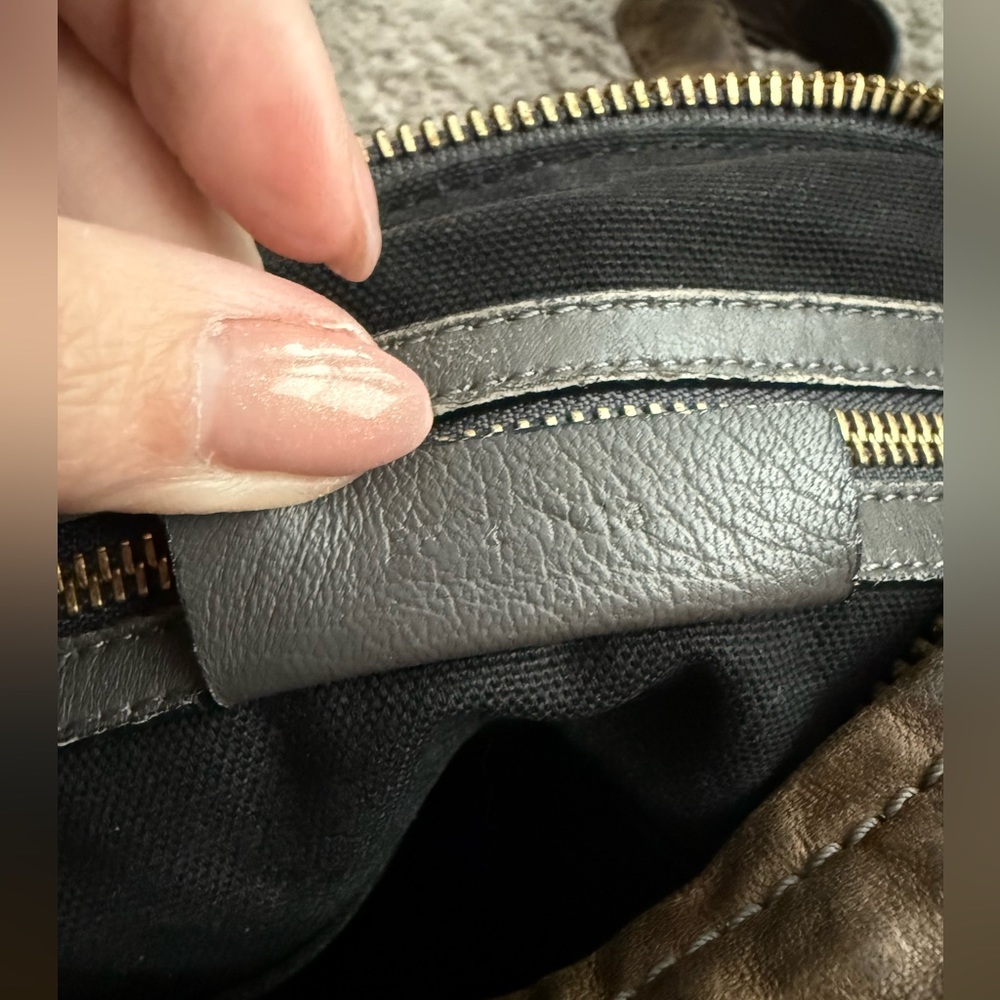 Givenchy Pandora Medium Bag - Picture 9 of 9